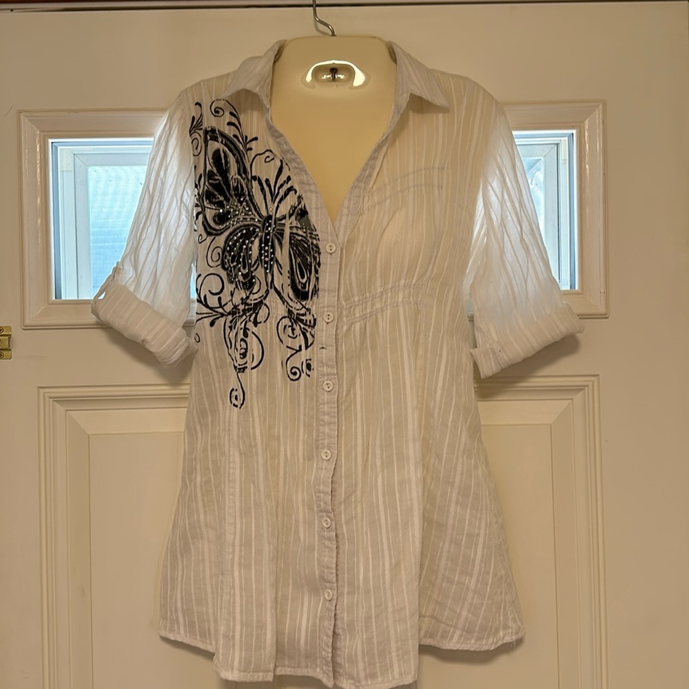 White button down shirt